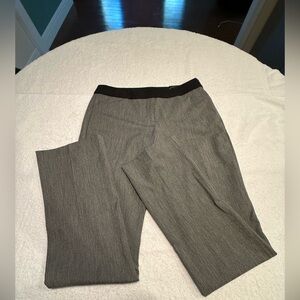 Express Women’s  Gray Pants Dress pants - size 6- New with Tags